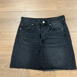 H&M & Denim acid wash size 6